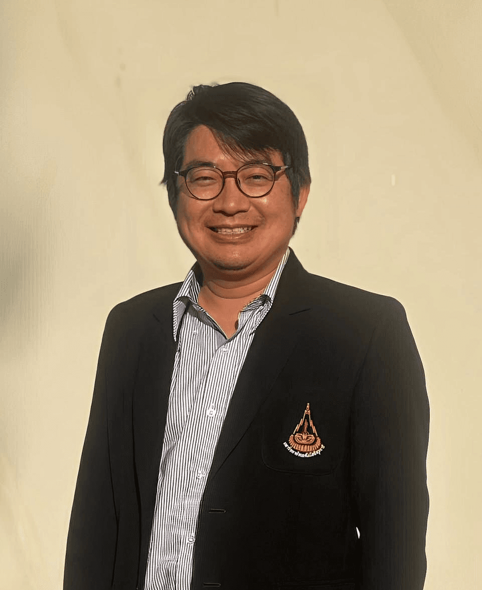 Assoc. Prof. Dr. Worawat Meevasana.
